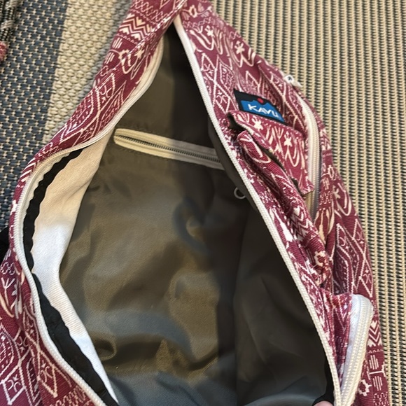 KAVU - Picture 3 of 7